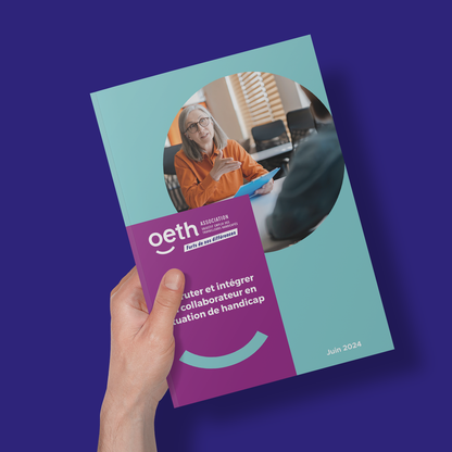 couverture du guide du recrutement ou on voit une personne passer un entretien professionnel avec un recruteur